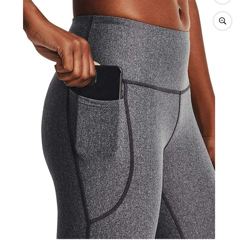 Under Armour High Rise Capri Bundle - Picture 4 of 4